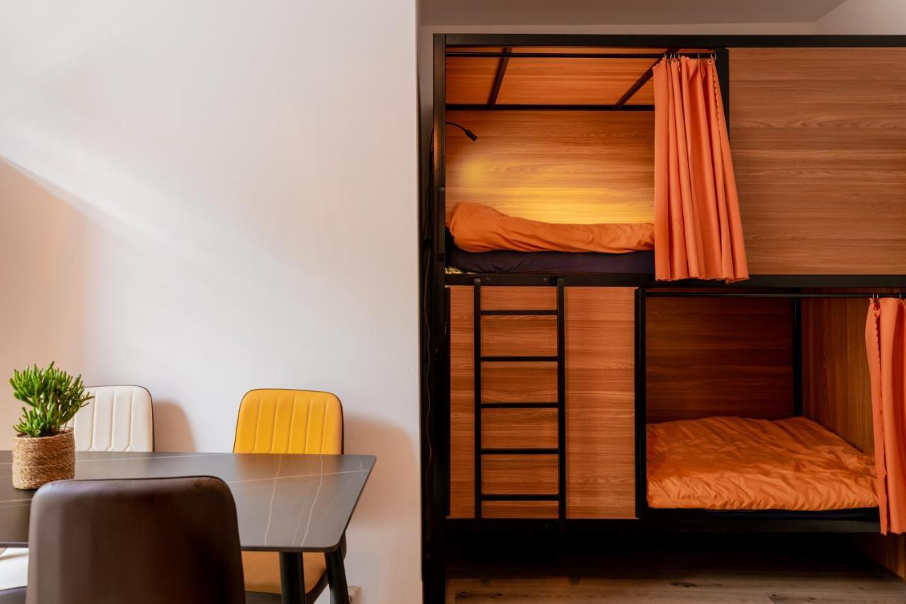 Recharge Hostel Rotterdam Zewnętrze zdjęcie