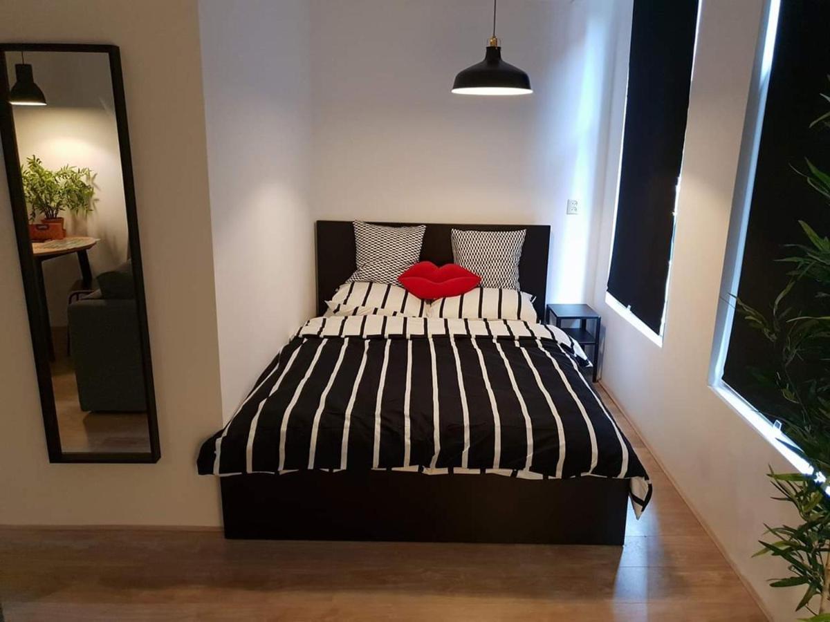 Recharge Hostel Rotterdam Zewnętrze zdjęcie