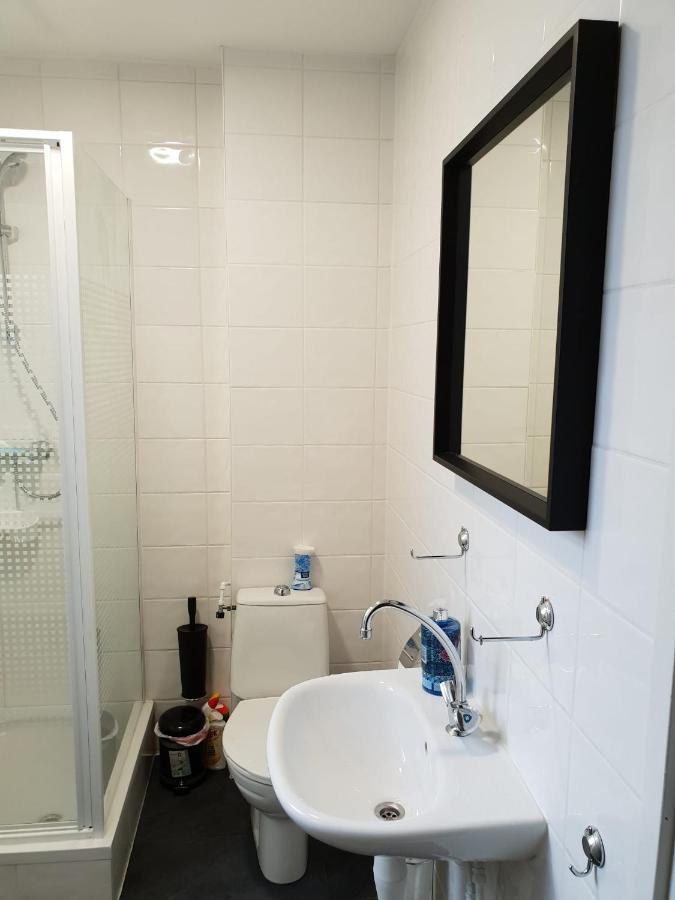 Recharge Hostel Rotterdam Zewnętrze zdjęcie