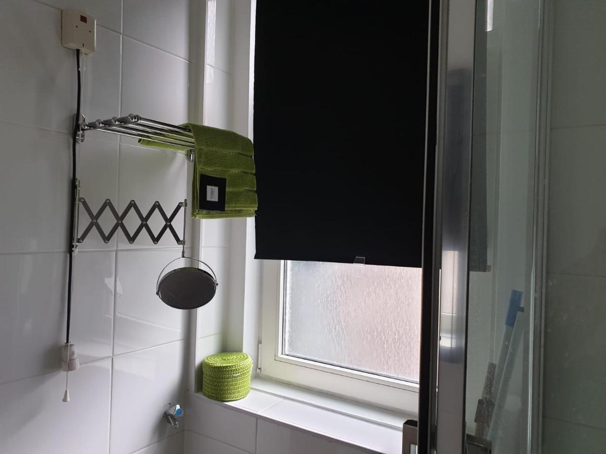 Recharge Hostel Rotterdam Zewnętrze zdjęcie