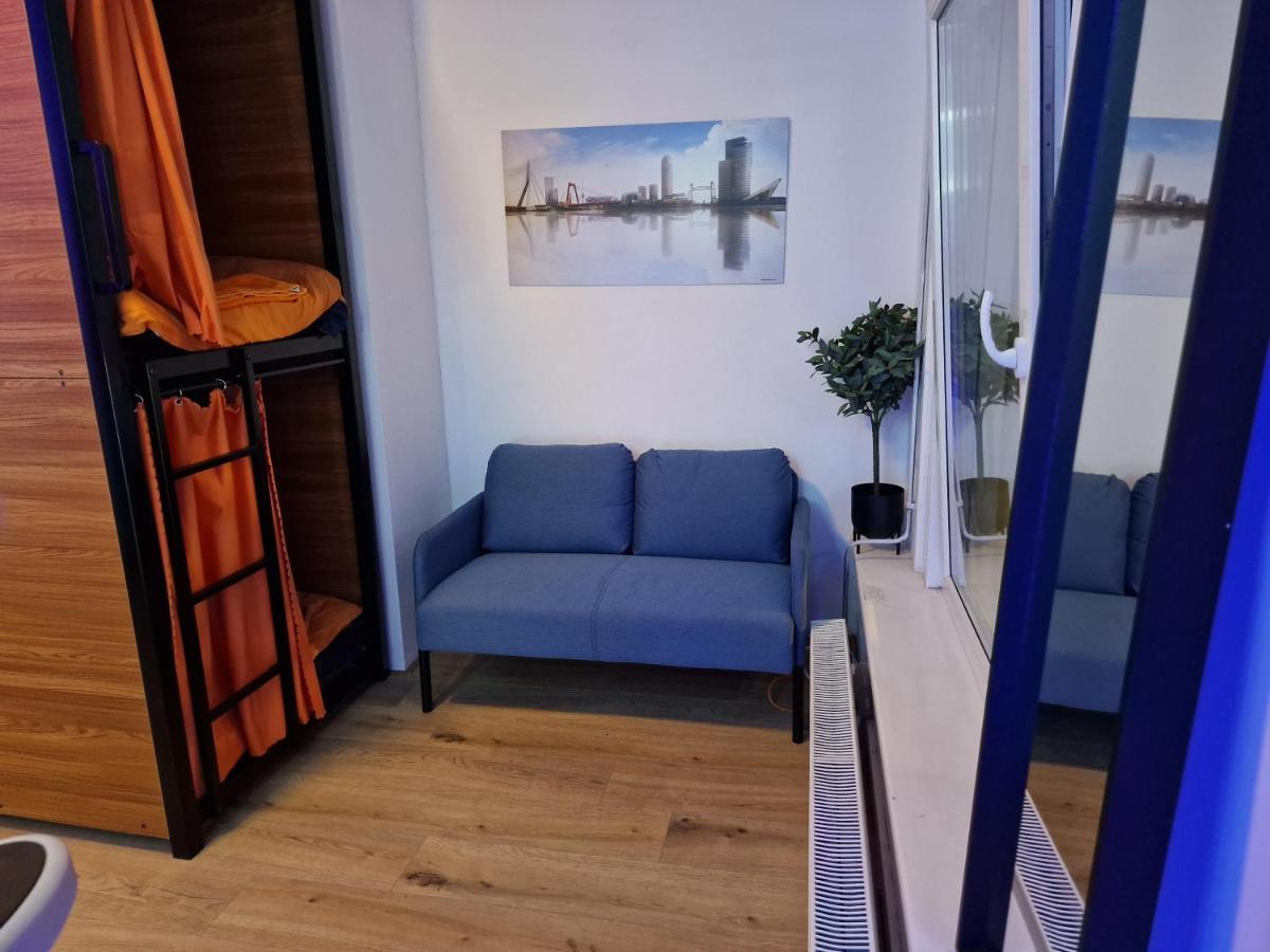 Recharge Hostel Rotterdam Zewnętrze zdjęcie