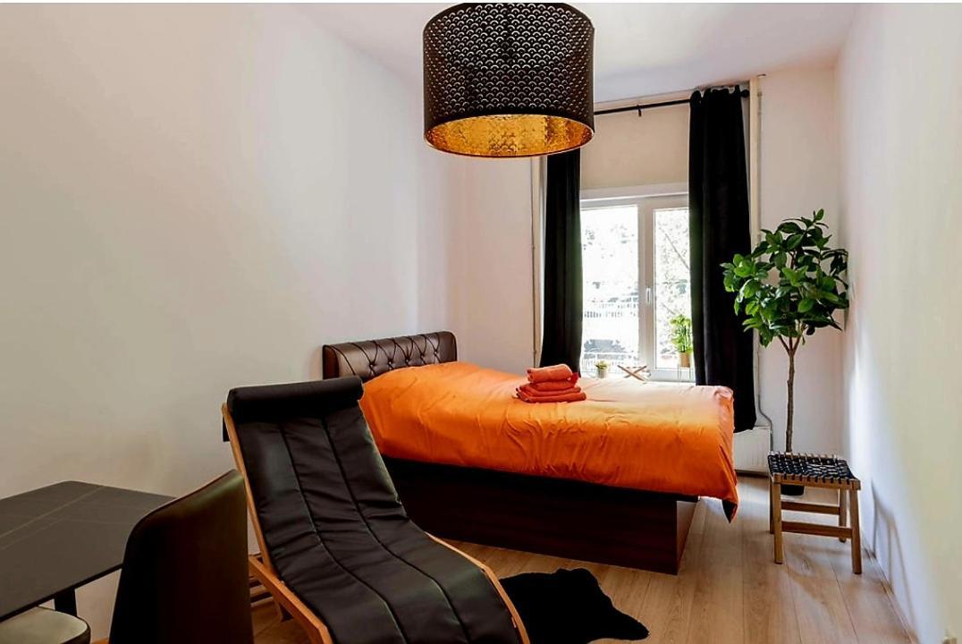 Recharge Hostel Rotterdam Zewnętrze zdjęcie