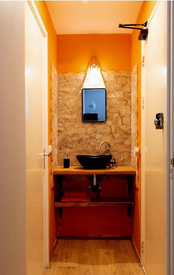 Recharge Hostel Rotterdam Zewnętrze zdjęcie
