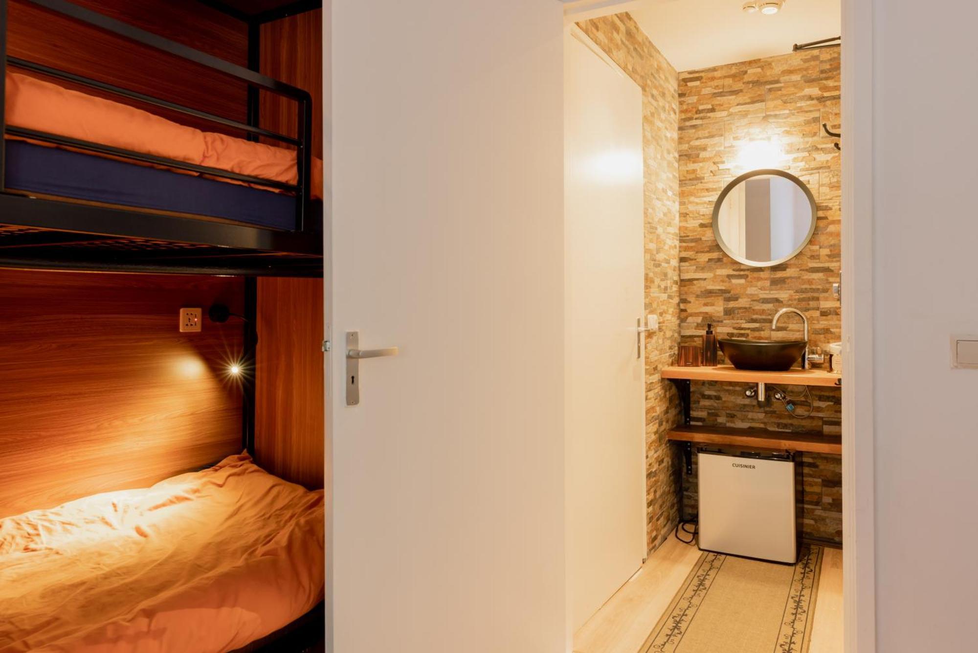 Recharge Hostel Rotterdam Pokój zdjęcie